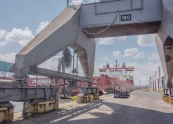 Significant decrease in transhipment in 2020 due to energy transition and coronavirus   